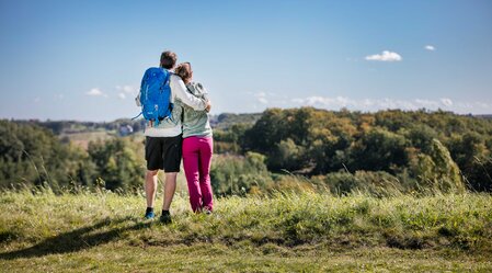 Beim Wandern die Seele baumeln lassen | © Thermen- & Vulkanland | Harald Eisenberger