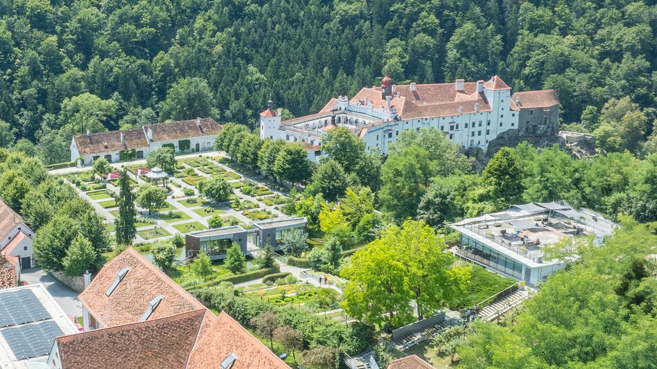Herberstein im ApfelLand | ©  Oststeiermark Tourismus | Helmut Schweighofer