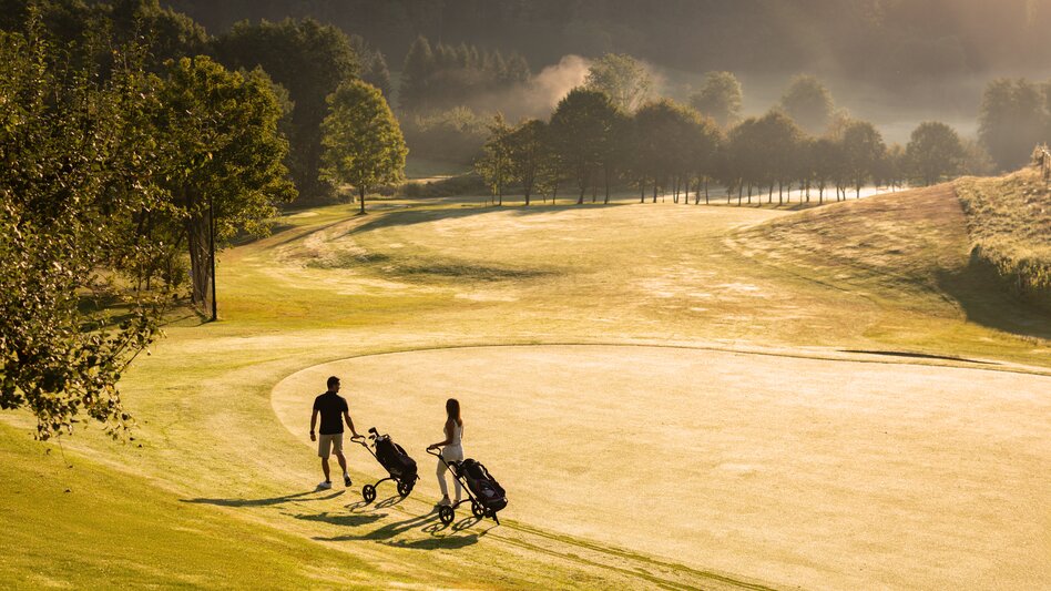 Golfplatz in ludersdorf Wilferdsorf in der Oststeiermark