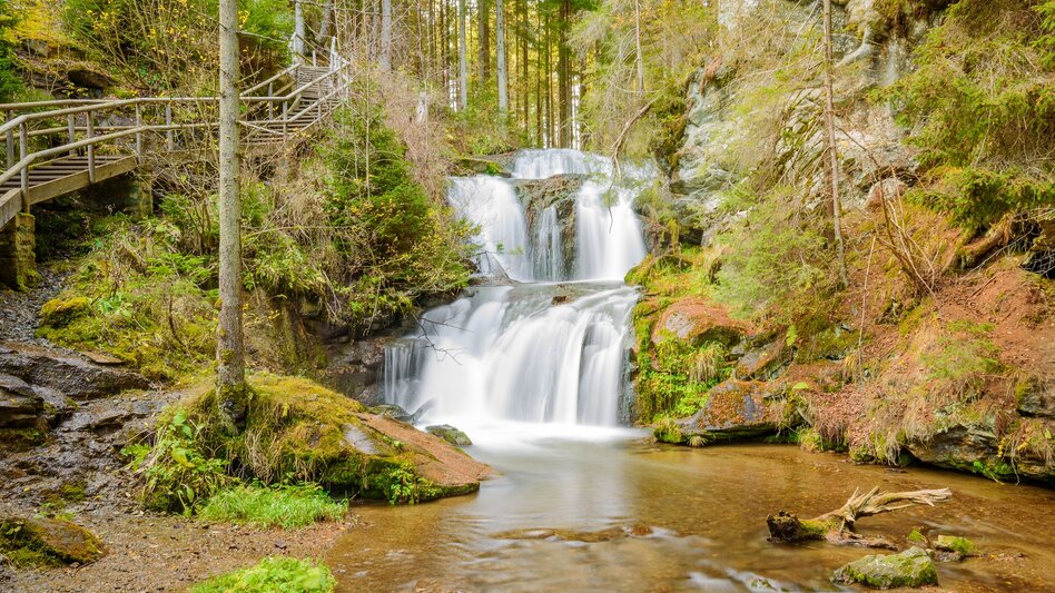 Kaskadenwasserfall in der Graggerschlucht