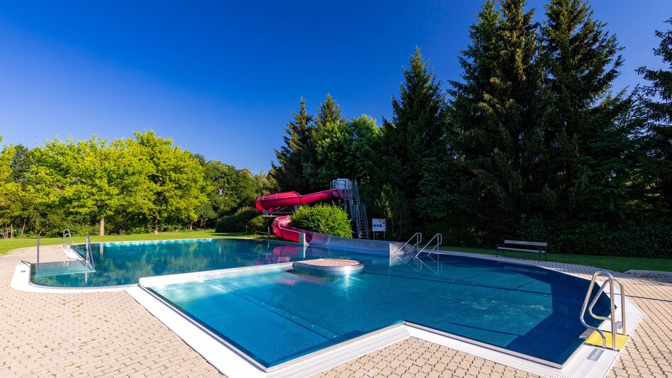 Familienspaß im Erlebnisbad Semriach