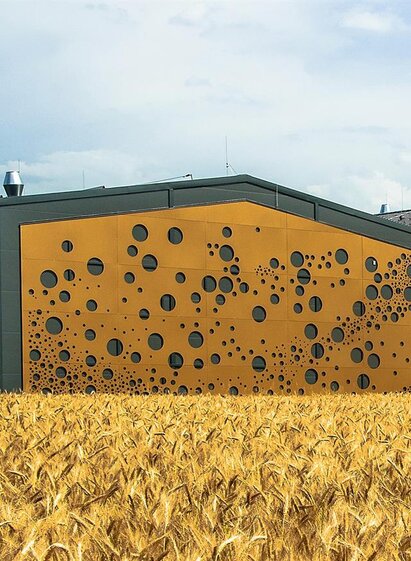 Krauss Distillery | Christa Strobl | © Destillery Krauss