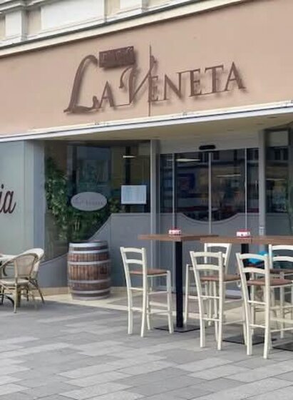 EiscafeLaVeneta-Außenansicht-Murtal-Steiermark | Eiscafé Pizzeria La Veneta | © Eiscafé Pizzeria La Veneta