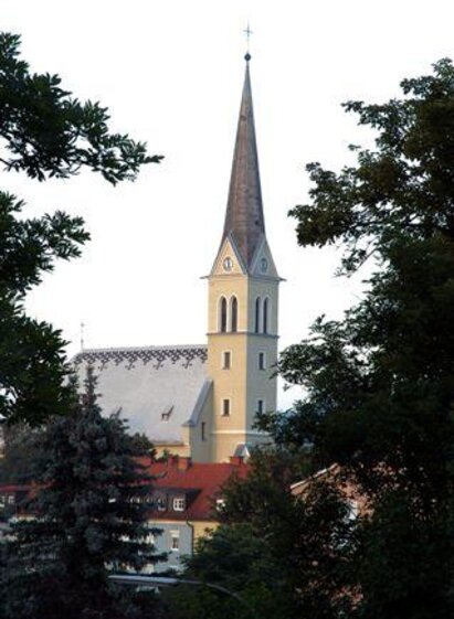 StadtpfarrkircheZeltweg-Außenansicht-Murtal | Erlebnisregion Murtal | © Erlebnisregion Murtal