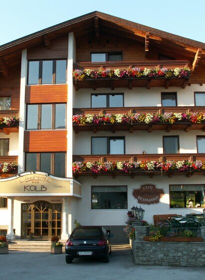 Hausfoto Sommer1 | © Landhotel Kolb